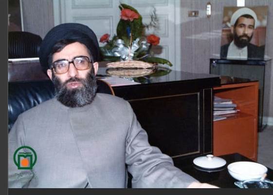 تصویر آیت‌الله سید علی حسینی خامنه‌ای