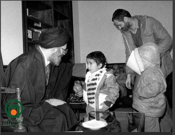 تصویر آیت‌الله سید علی حسینی خامنه‌ای
